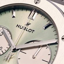 Thumbnail von Hublot Classic Fusion Chronograph Chrono Titanium Sage Green – 521.NX.891G.NR – NEW & Unworn – 2026 Full Set