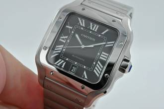 Thumbnail von Cartier Santos de Cartier Großes schwarzes Zifferblatt WSSA0096