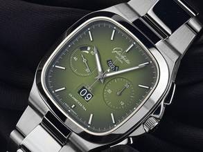 Thumbnail von Glashütte Original Seventies Chronograph Panoramadatum Ref.1-37-02-09-02-70 2026 Full Set Ungetragen Seventies Chronograph Panoramadatum Green Dial