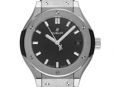  Hublot Classic Fusion Quartz Ref.581.NX.1470.RX 2026 Full Set Ungetragen Classic Fusion Titan Kautschuk Faltschließe 