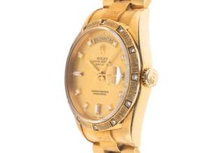 Thumbnail von Rolex Day-Date 36 18kt Gelbgold Diamanten Rindengravur Ref.18308 Bj.1990 Full Set sehr gut Vintage Day Date 18kt Gelbgold Diamanten Rindengravur 141g