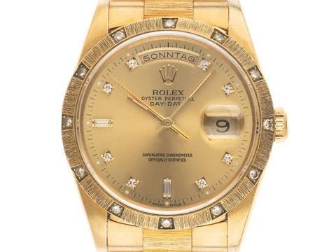  Rolex Day-Date 36 18kt Gelbgold Diamanten Rindengravur Ref.18308 Bj.1990 Full Set sehr gut Vintage Day Date 18kt Gelbgold Diamanten Rindengravur 141g 