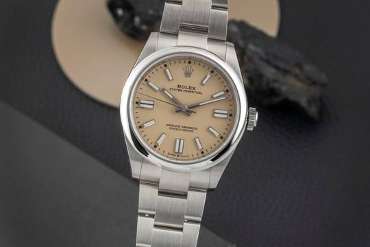  Rolex Oyster Perpetual 41 Beige Stahl Automatik Herrenuhr Ref. 134300 B&P 2026 