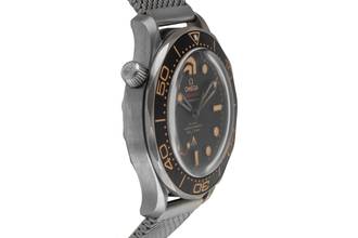 Thumbnail von Omega Seamaster Diver 300 M James Bond 007 Titan Automatik 210.90.42.20.01.001