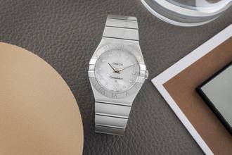 Thumbnail von Omega Constellation Quartz Stahl MOP Dial Damenuhr Ref. 123.10.27.60.05.001