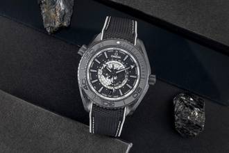 Thumbnail von Omega Seamaster Planet Ocean Worldtimer GMT Worldtimer Ref. 215.92.46.22.01.007 B&P 2026