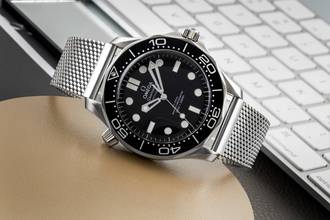 Thumbnail von Omega Seamaster Diver 300 M Stahl Automatik Ref. 210.30.42.20.01.010 B&P 2025