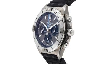 Thumbnail von Breitling Chronomat 42 B01 42 Titan Automatik Ref. EB0134101M1S1 B&P
