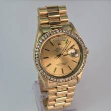 Thumbnail von Rolex Day-Date 36 36mm Yellow Gold Custom Diamond Bezel Presidente Automático Completo