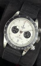 Thumbnail von Tudor Black Bay Chrono M79360N-0008 'Panda' Weißes Zifferblatt - Stoffarmband Ungetragen/Neuwertig Komplettset 4-2026