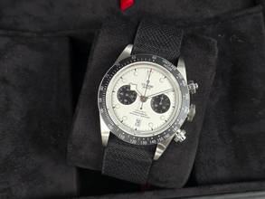 Thumbnail von Tudor Black Bay Chrono M79360N-0008 'Panda' Weißes Zifferblatt - Stoffarmband Ungetragen/Neuwertig Komplettset 4-2026