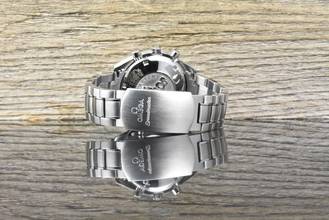 Thumbnail von Omega Speedmaster Date 40 Silver / White Dial - Automatic - Chronograph