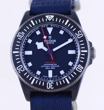 Tudor Pelagos no Date Carbon Titan Alinghi Red Bull Racing B+P Diver Textilband