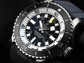 Thumbnail von Breitling Superocean Automatic Super Diver Ref.E10379351B1S1 2026 Full Set Ungetragen Superocean Automatic Super Diver Titan Kautschuk Faltschließe