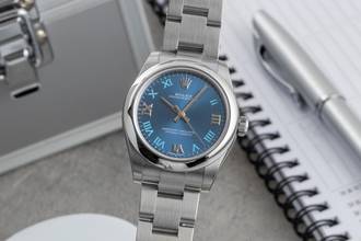 Thumbnail von Rolex Oyster Perpetual 31 Blue Roman Dial Stahl Automatik Damenuhr R. 177200 B&P