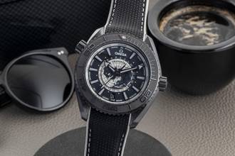 Thumbnail von Omega Seamaster Planet Ocean Worldtimer GMT Worldtimer Ref. 215.92.46.22.01.007 B&P 2026
