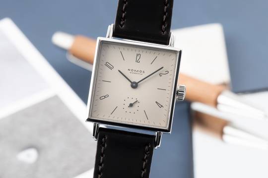 NOMOS Tetra Glashütte Tetra 27,5 Edelstahl Handaufzug Herrenuhr Ref. 401 Papiere 1996