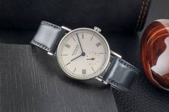 Thumbnail von NOMOS Ludwig Glashütte Ludwig 33 Stahl Handaufzug Medium Size Ref. 243 B&P 2011