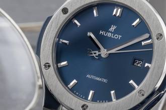 Thumbnail von Hublot Classic Fusion 42 Blue Titan Automatik Ref. 548.NX.7170.NX B&P 2019