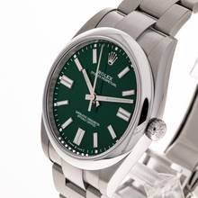 Thumbnail von Rolex Oyster Perpetual 41 Green – 124300 – like NEW – 06/2024 Full Set Lc100