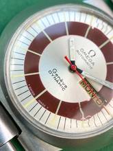 Thumbnail von Omega Genève Serviced Geneve Dynamic Rare Burgundy Dial Vintage Automatic Automatik