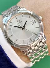 Thumbnail von Omega Classic 34mm Vintage Quarz Steel Strap