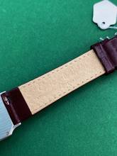 Thumbnail von Omega Classic Very Rare Quarz in 950 Solid Platinum Structured Dial Vintage