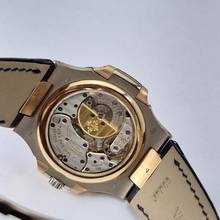 Thumbnail von Patek Philippe Nautilus 5712 Mondphase Gangreserve Weißgold & Roségold 40mm Automatik Komplett