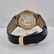 Thumbnail von Patek Philippe Nautilus 5712 Mondphase Gangreserve Weißgold & Roségold 40mm Automatik Komplett