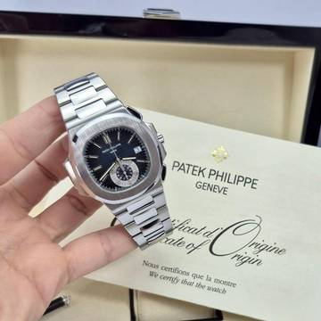 Patek Philippe Nautilus Flyback Chronograph Blue Dial 40.5mm Automático Completo