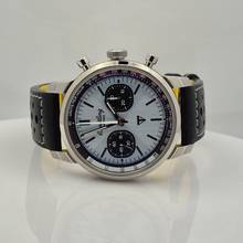 Thumbnail von Breitling Top Time B01 Triumph Sonderedition 41mm Automatik Vollständig