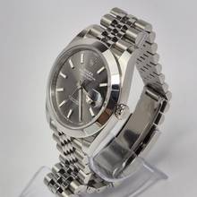 Thumbnail von Rolex Datejust 41mm GreyDial Jubilee Automático Completo