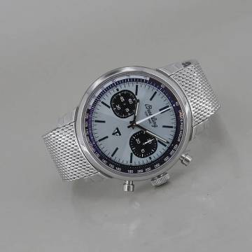 Breitling Top Time B01 Triumph Chronograph Automatic Chronometer Ø 41 mm ungetragen teilverklebt Full Set