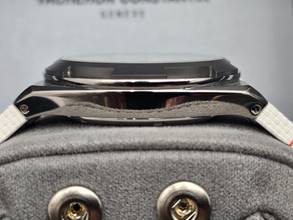 Thumbnail von Vacheron Constantin Overseas Dual Time Kardinalpunkte Norden 41mm 7930V/210T-H073 Weißes Zifferblatt Ungetragen/Neuwertig Vollständiges Set 07-2026