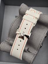 Thumbnail von Vacheron Constantin Overseas Dual Time Kardinalpunkte Norden 41mm 7930V/210T-H073 Weißes Zifferblatt Ungetragen/Neuwertig Vollständiges Set 07-2026