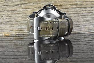Thumbnail von Panerai Luminor GMT Automatic PAM01088 Black Dial - Card 2018