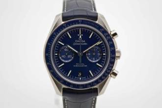 Thumbnail von Omega Speedmaster Moonwatch Chronograph neuwertige Titan Speedy Zifferblatt Blau aus 2024