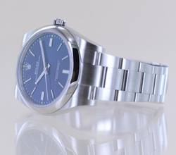 Thumbnail von Rolex Oyster Perpetual blue Dial Rehaut blau 39mm 114300 B+P