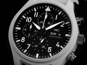 Thumbnail von IWC Fliegeruhr Chronograph Top Gun Pilot´s Watch Top Gun Keramik Ref.IW389105 Bj.2026 Full Set Ungetragen Pilot´s Watch Chronograph Top Gun Edition Lake Tahoe Keramik White Faltschließe
