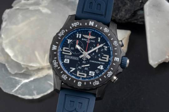  Breitling Endurance Pro Chronograph Breitlight Quarz Ref. X82310D51B1S1 B&P 