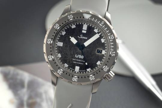  Sinn U50 DS U-Boot-Stahl Automatik Herrenuhr Ref. 1050.034 B&P 2023 Limtied 