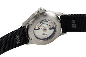 Thumbnail von Sinn 556 Stahl Automatik Herrenuhr Ref. 556.010 Box & Papiere 2025