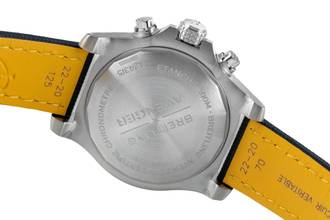 Thumbnail von Breitling Avenger Chronograph GMT Stahl Automatik Ref A24315101C1X1