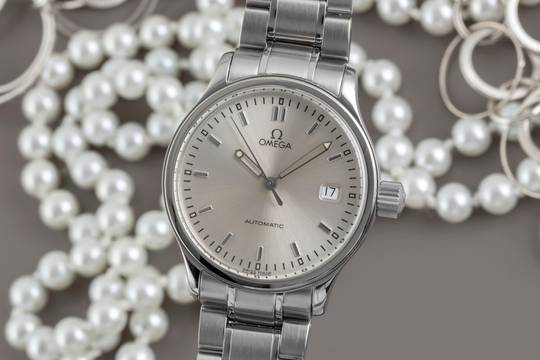  Omega Dynamic III Edelstahl Automatik Herrenuhr Herrenuhr Ref. 5203.30.00 