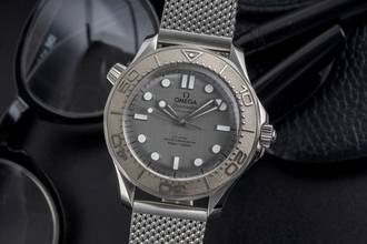  Omega Seamaster Diver 300 M Stahl / Titan Automatik Herren Ref. 210.30.42.20.06.002 B&P 2026 