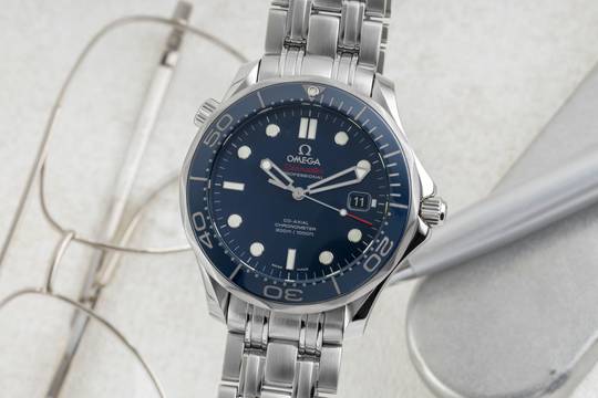  Omega Seamaster Diver 300 M Automatik Edelstahl Ref.212.30.41.20.03.001 B&P 