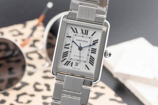 Cartier Tank Solo XL Stahl Automatik Herrenuhr Ref. W5200028 3515 Papiere 2018