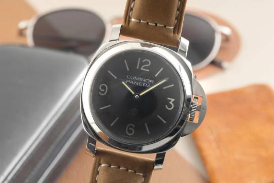 Panerai Luminor Base Logo Stahl Handaufzug Herrenuhr Ref. PAM01086 B&P 2021
