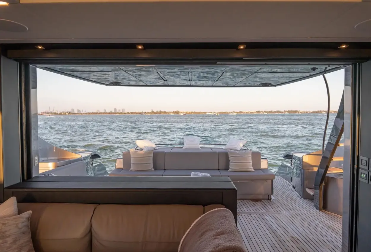 Thumbnail von Pershing 8X