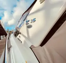 Thumbnail von Cranchi Zaffiro 35 Lying Elsewhere